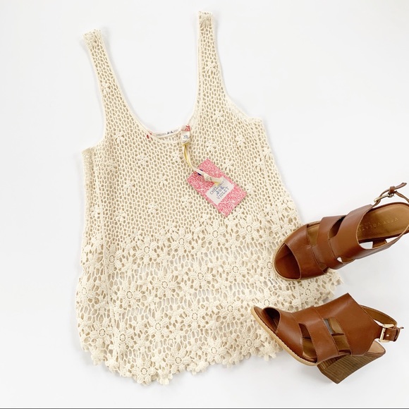 Chelsea & Violet Tops - Chelsea & Violet Boho Festival Crochet Top XS NWT